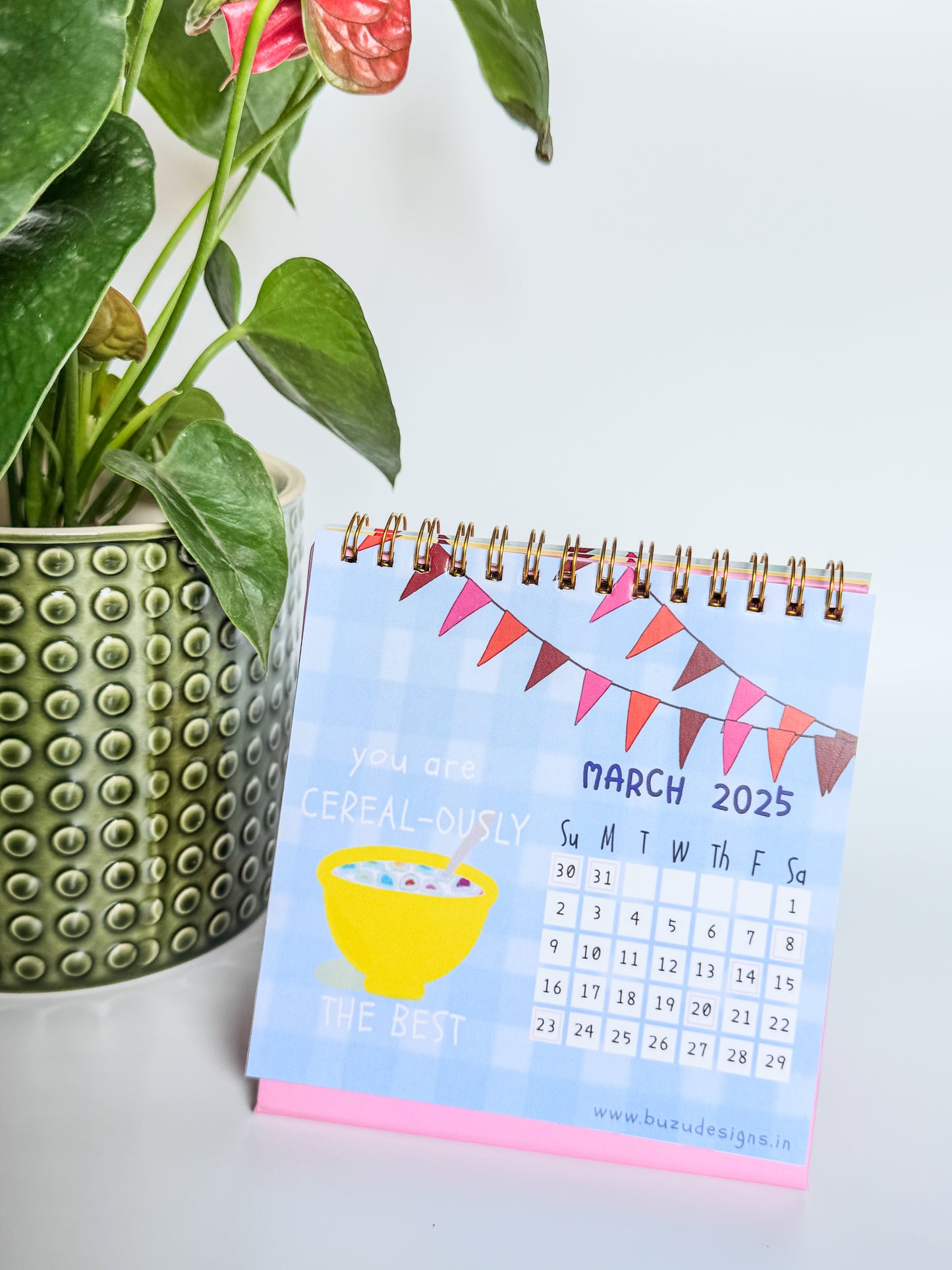 Desk Calendar “CUTESY” 2025